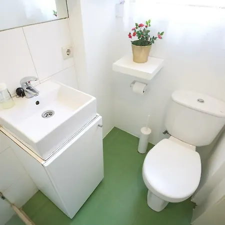 Apartment Cool In Center *
